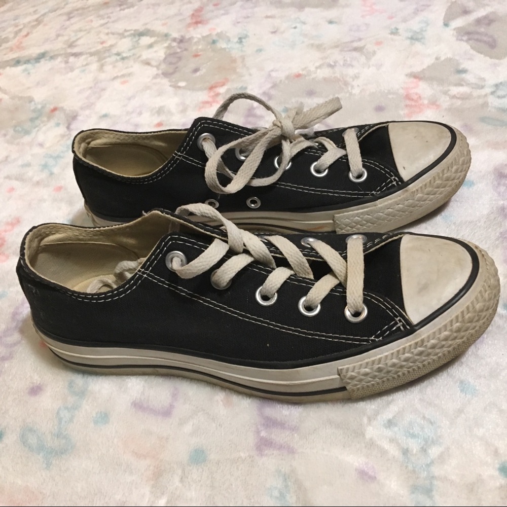 Converse - Picture 2 of 5